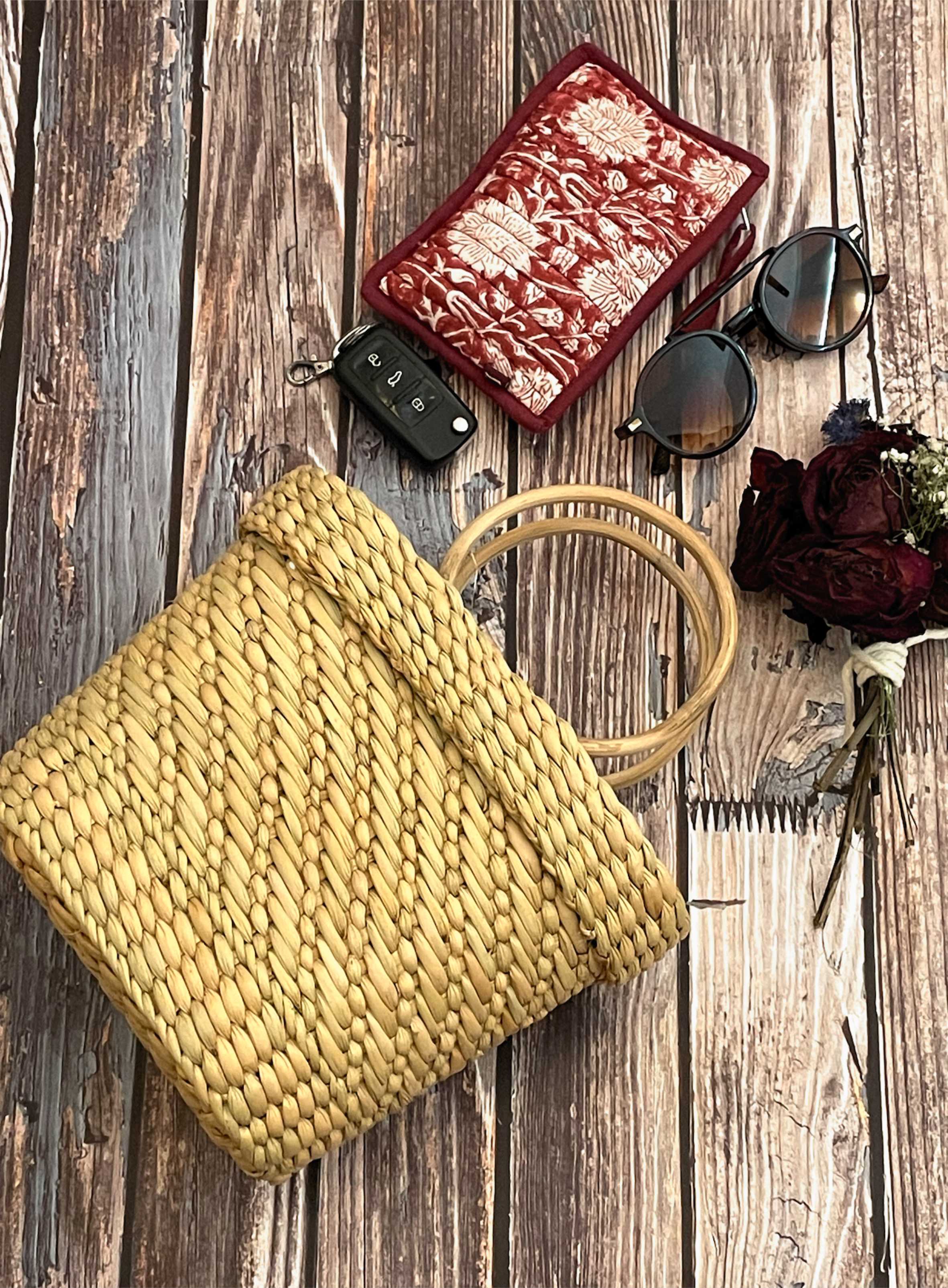 Handcrafted reed bucket bag